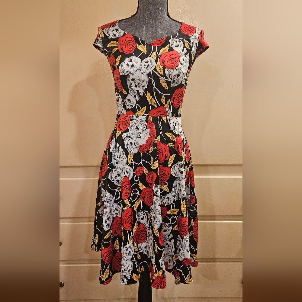 Dress Tells XS Skater Dress – Gothic Sugar Skull & Rose Print